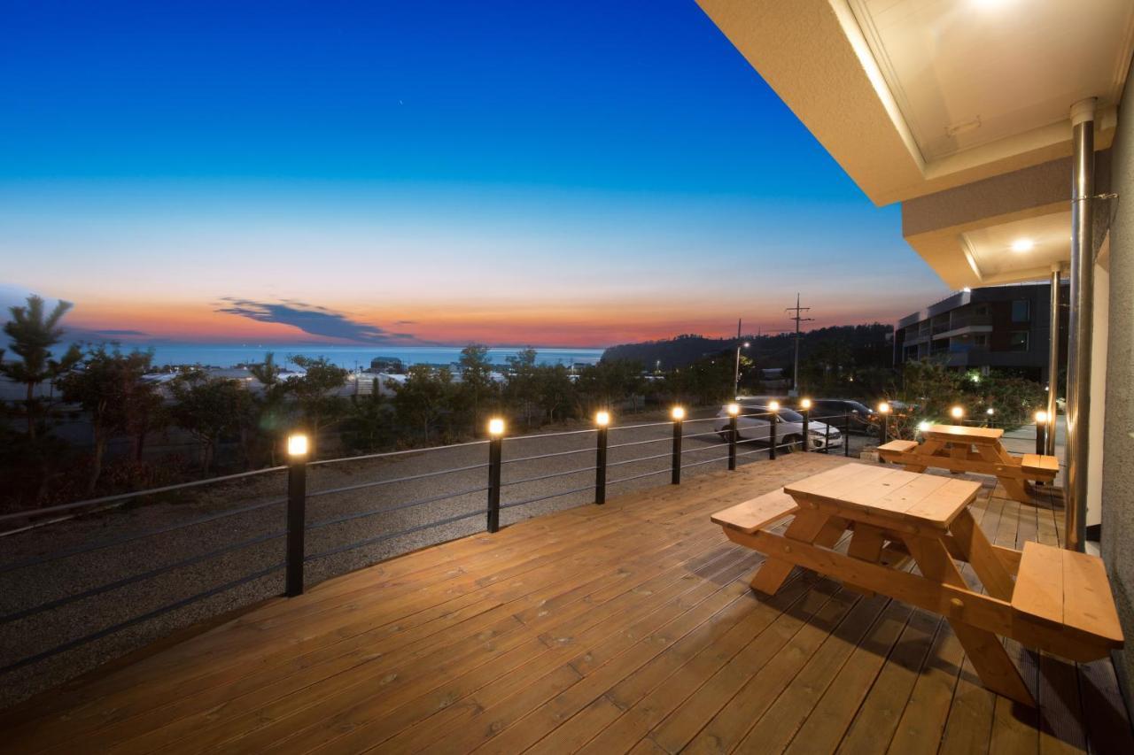 Jeju Soo Pension Seogwipo Exterior photo